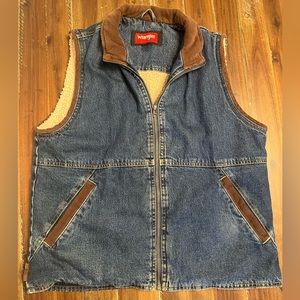 Men’s Wrangler Hero Denim Sherpa Lined Vest Size Small MINT
